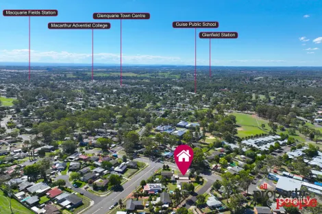 Property photo of 2 Boree Place Macquarie Fields NSW 2564