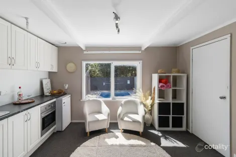 Property photo of 2 Lindel Court Croydon VIC 3136