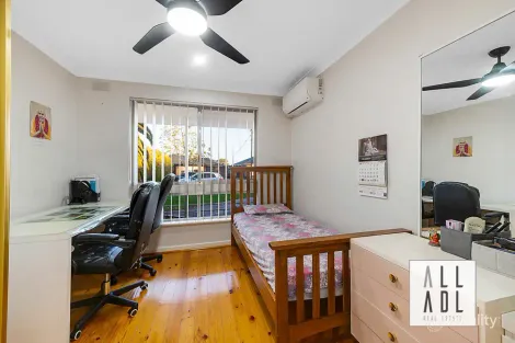 Property photo of 8 Shakespeare Way Modbury Heights SA 5092