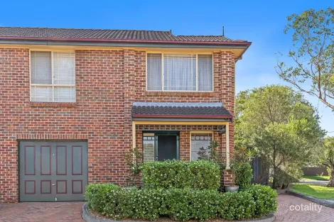 Property photo of 1/12 Bogan Place Seven Hills NSW 2147