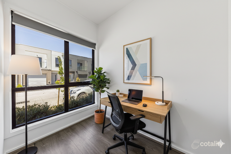 Property photo of 27 Limestone Drive Berwick VIC 3806