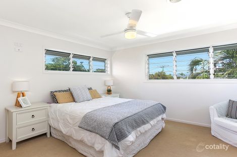Property photo of 2/29 Twenty Fifth Avenue Palm Beach QLD 4221