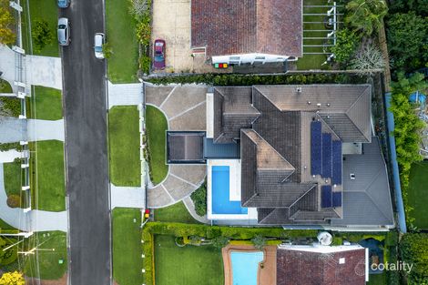 Property photo of 22 Glencairn Avenue Indooroopilly QLD 4068