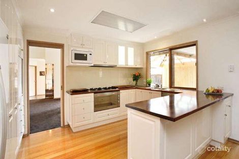 Property photo of 5 Heath Court Mornington VIC 3931