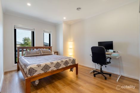 Property photo of 30 Oakham Street Donnybrook VIC 3064