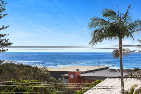 Property photo of 2/102 Ocean View Drive Wamberal NSW 2260