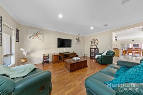 Property photo of 16 Nobel Banks Drive Cairnlea VIC 3023