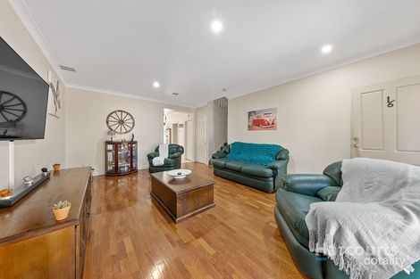 Property photo of 16 Nobel Banks Drive Cairnlea VIC 3023