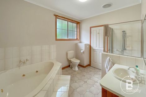 Property photo of 3/5 Gnarr Street Lake Wendouree VIC 3350