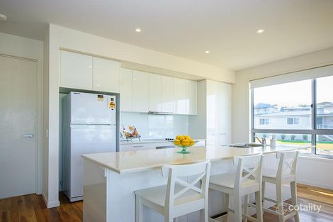 Property photo of 18 Halcyon Avenue San Remo VIC 3925