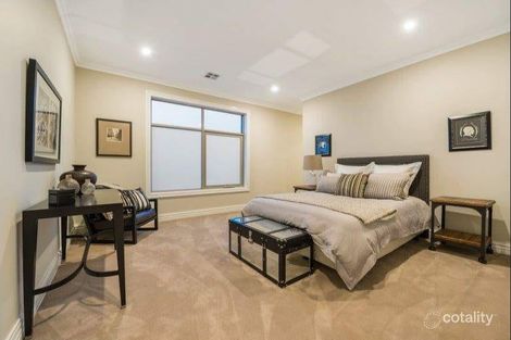 Property photo of 11 Dunscombe Avenue Glen Waverley VIC 3150