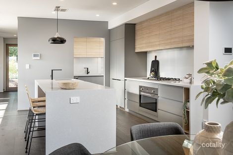 Property photo of 13 Winston Crescent Viveash WA 6056