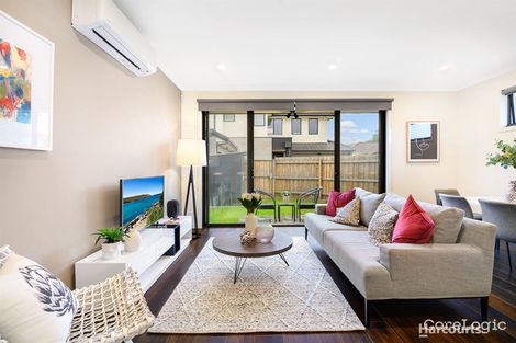 Property photo of 2/4 Terrigal Street Chadstone VIC 3148