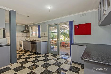 Property photo of 32 Gillespie Road St Albans VIC 3021