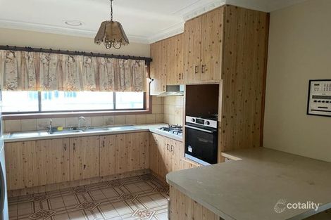 Property photo of 38 Cowper Avenue St Albans VIC 3021