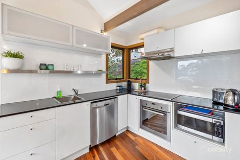 Property photo of 2/13 Lorne Avenue Lorne VIC 3232