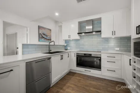 Property photo of 1 Kuhn Place Nicholls ACT 2913
