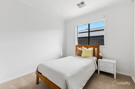 Property photo of 5 Murdoch Close Woodside SA 5244