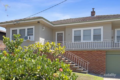 7 Christie Rd, Tarro, NSW 2322