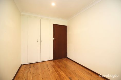 Property photo of 8 Harden Crescent Georges Hall NSW 2198
