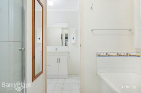 Property photo of 17 Cirrus Close Hampton Park VIC 3976