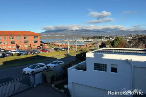 Property photo of 2/8 Ballawinnie Road Lindisfarne TAS 7015