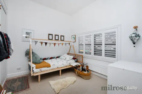 Property photo of 55 Gamon Street Seddon VIC 3011