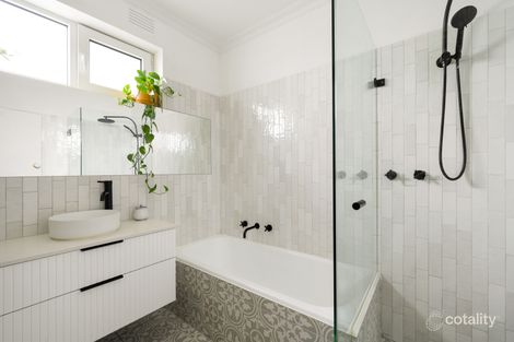 Property photo of 2/64 Studley Park Road Kew VIC 3101