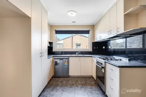 Property photo of 8 Goolagar Crescent Springdale Heights NSW 2641