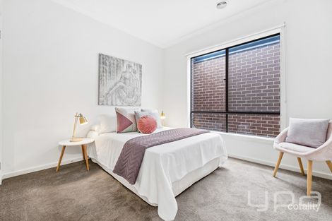 Property photo of 14 Sinopia Street Tarneit VIC 3029