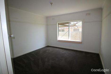 Property photo of 4 Bliss Street Moe VIC 3825