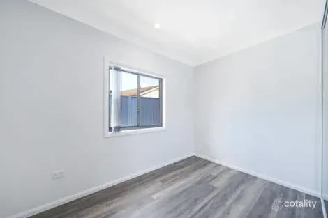 Property photo of 4 Lorenzo Crescent Rosemeadow NSW 2560