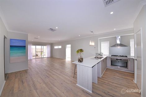 Property photo of 18 Grasswren Way Alkimos WA 6038