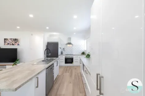 Property photo of 6 Spencer Road Mannering Park NSW 2259