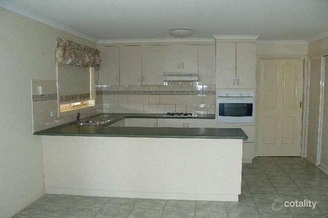 Property photo of 2 Counaut Place Echuca VIC 3564