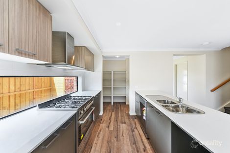 Property photo of 3 Bazadaise Drive Clyde North VIC 3978
