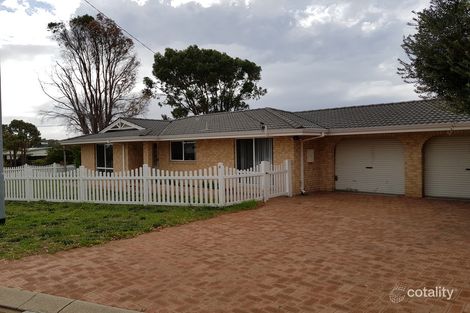 8 Backland St, Sinclair, WA 6450