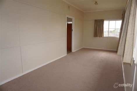 Property photo of 42 Meehan Street Yass NSW 2582