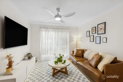 Property photo of 4/156 Albany Street Point Frederick NSW 2250