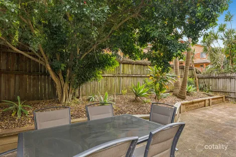 Property photo of 4/156 Albany Street Point Frederick NSW 2250