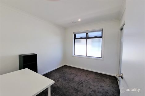 Property photo of 34 Brimstone Drive Tarneit VIC 3029