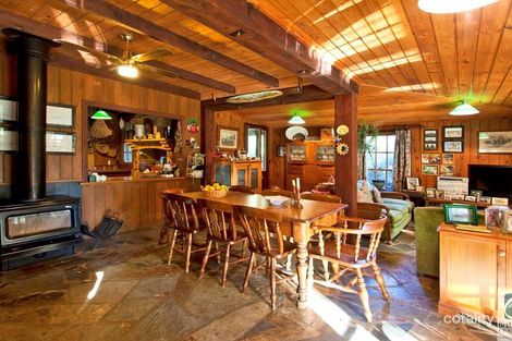 Property photo of 45 Zig Zag Road Beechworth VIC 3747