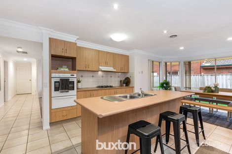 Property photo of 10 Bangalow Way Aspendale Gardens VIC 3195