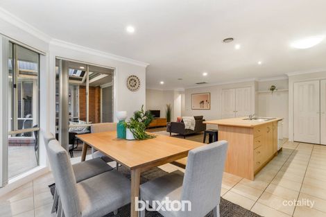 Property photo of 10 Bangalow Way Aspendale Gardens VIC 3195