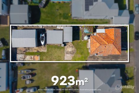 Property photo of 11 Alkoomie Street Wynnum QLD 4178