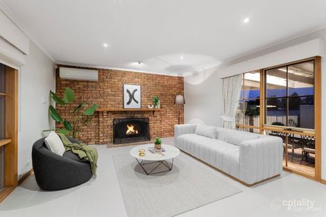 Property photo of 10 Houndswood Close Doncaster East VIC 3109