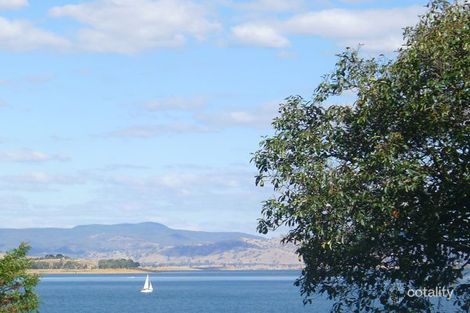 13 Dwyer Cres, Bellbridge, VIC 3691