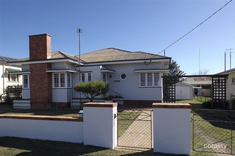 49 Dragon St, Warwick, QLD 4370