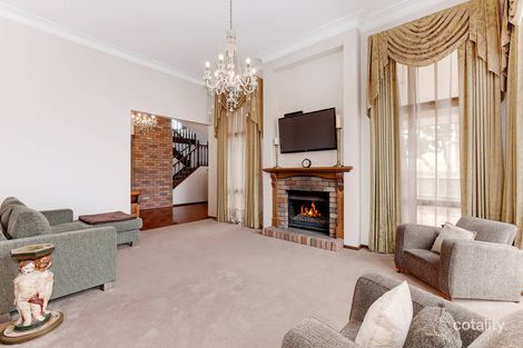 Property photo of 27 Lyall Drive Werribee VIC 3030