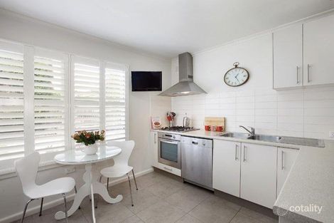 Property photo of 2/48 Kooyong Road Caulfield North VIC 3161